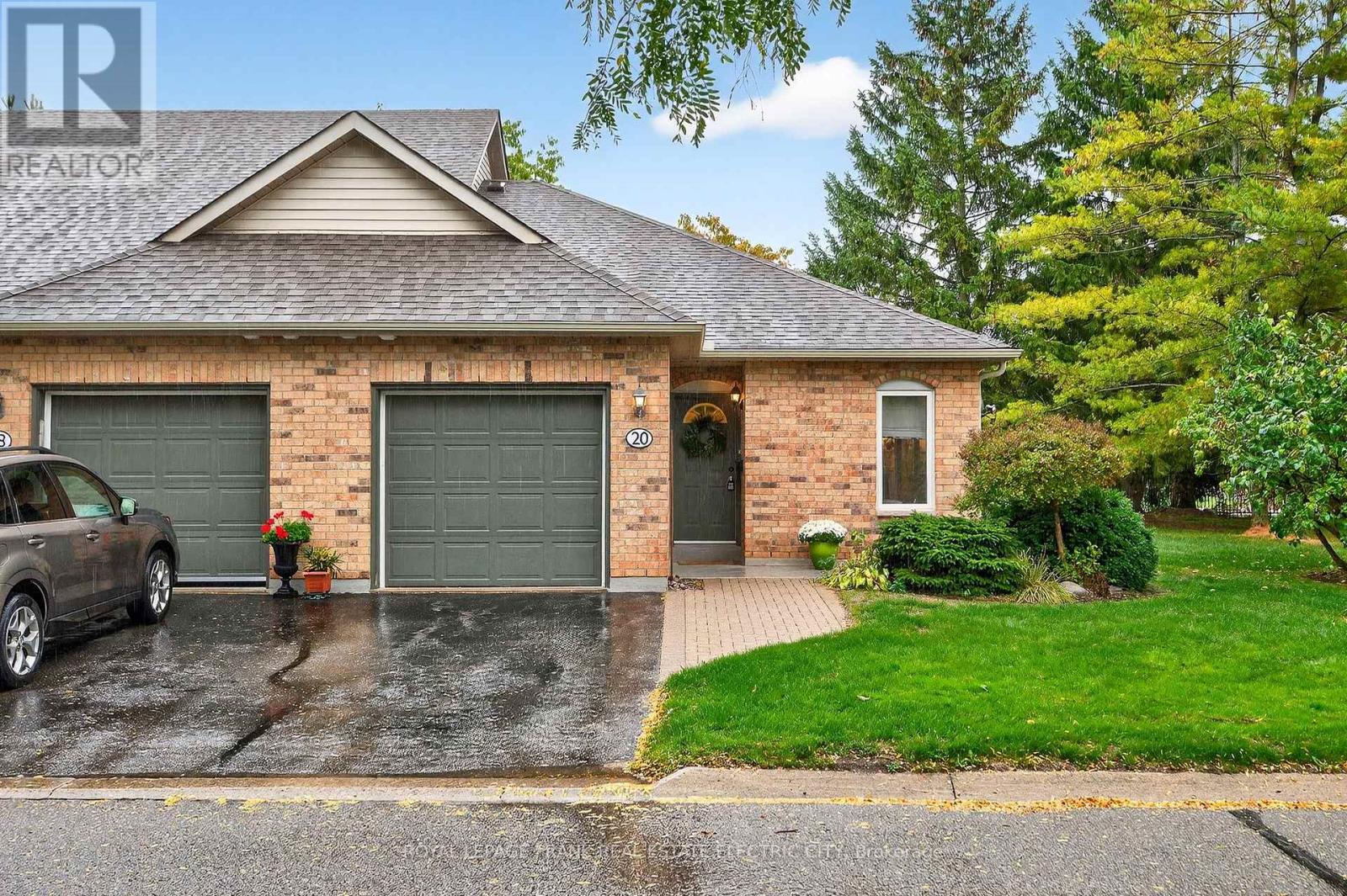 20 Charles Court, Selwyn, Ontario  K0L 2H0 - Photo 2 - X12452121