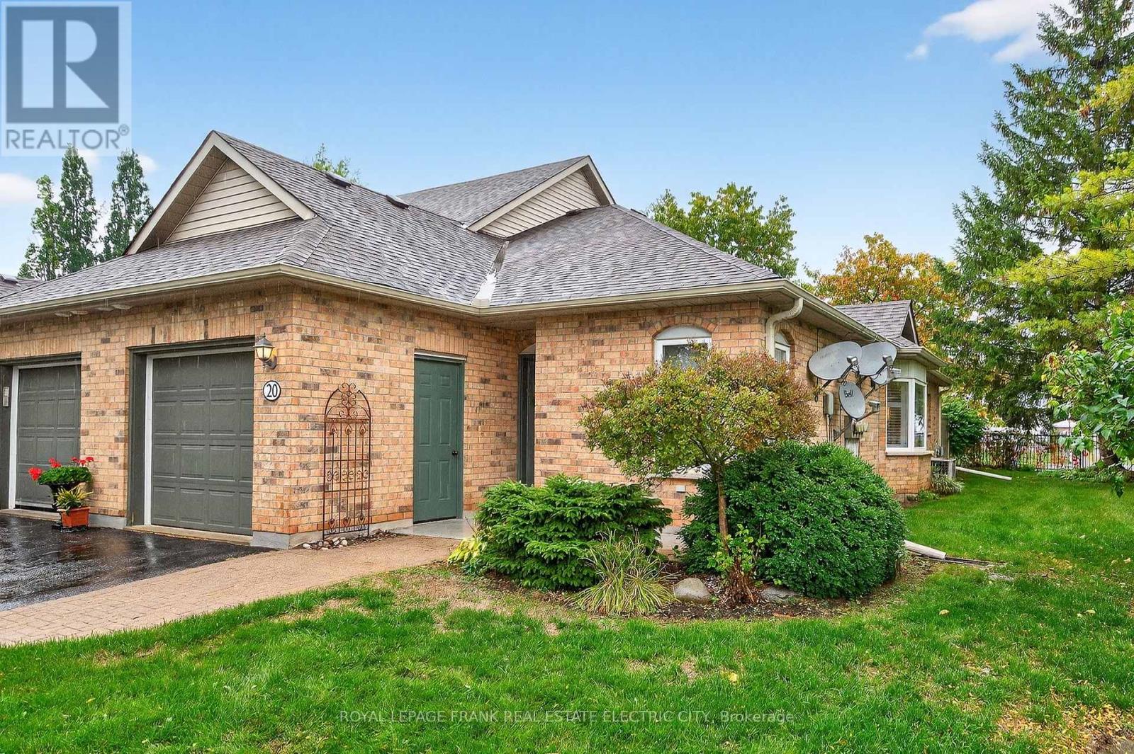 20 Charles Court, Selwyn, Ontario  K0L 2H0 - Photo 3 - X12452121