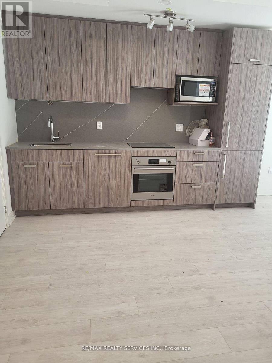 Block D - Unit 130 - 69 Curlew Drive, Toronto, Ontario  M3A 2P8 - Photo 4 - C12429474