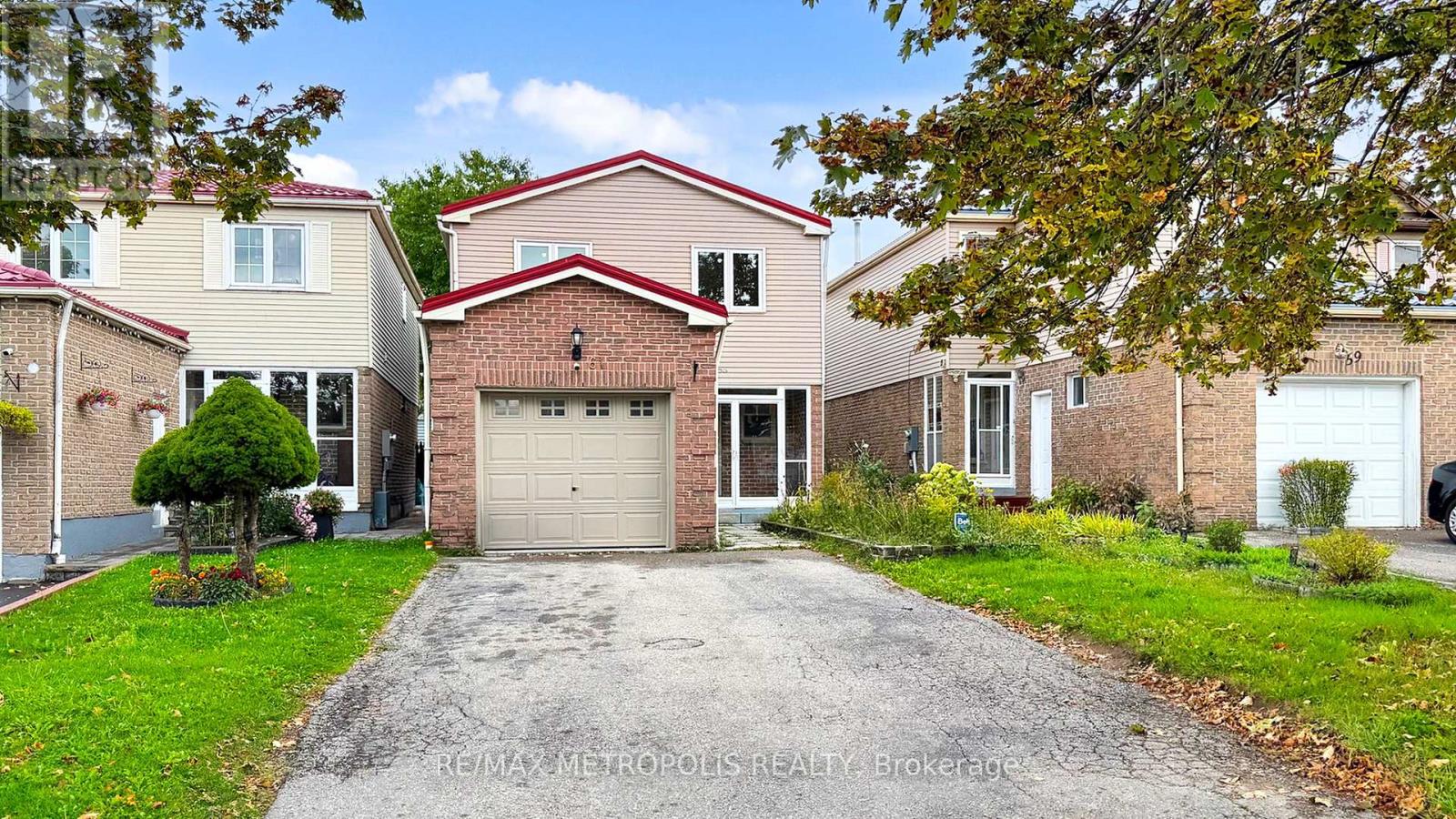 Main - 61 Horseshoe Crescent, Toronto, Ontario  M1B 4S3 - Photo 4 - E12451941
