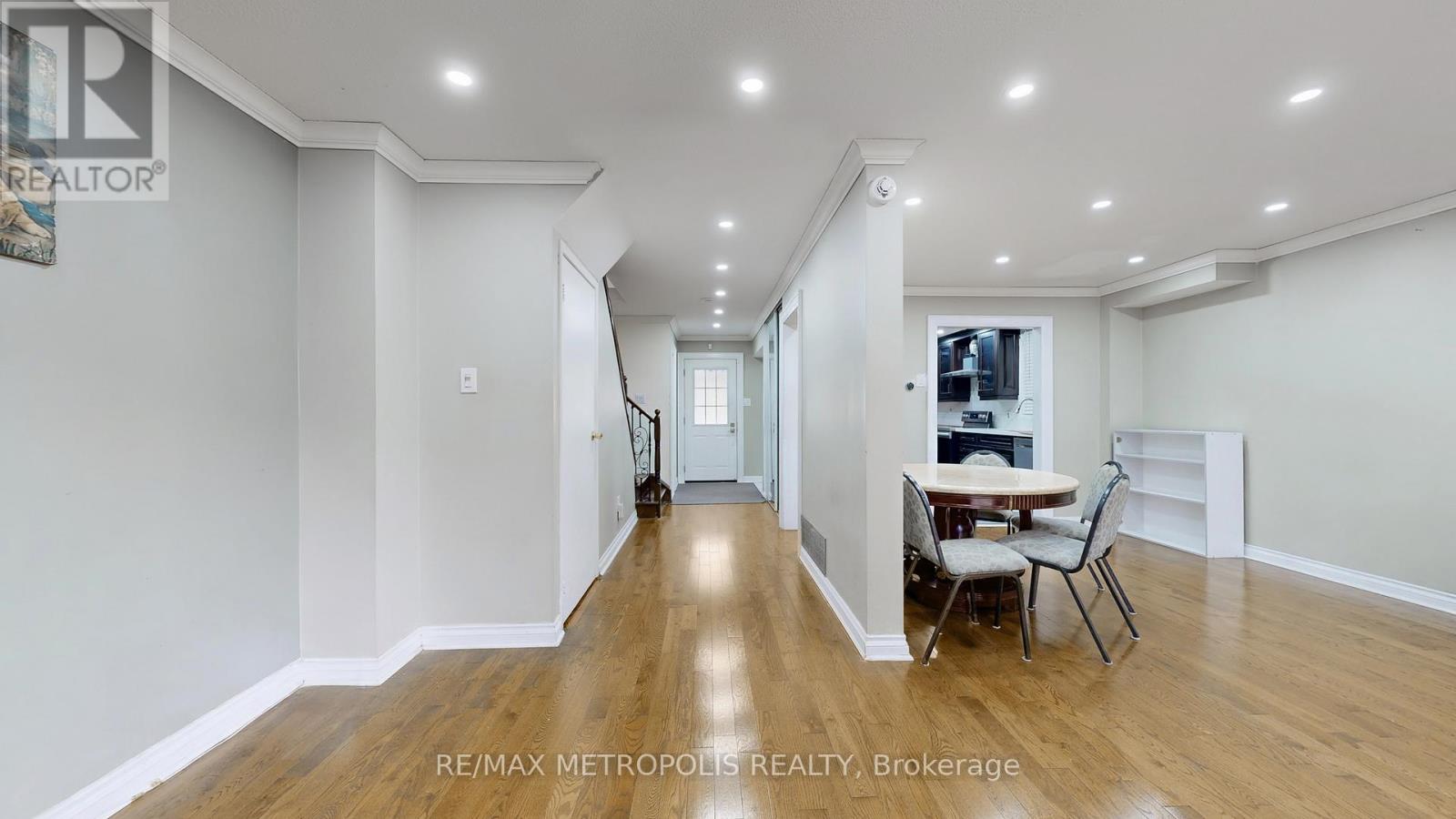 Main - 61 Horseshoe Crescent, Toronto, Ontario  M1B 4S3 - Photo 12 - E12451941