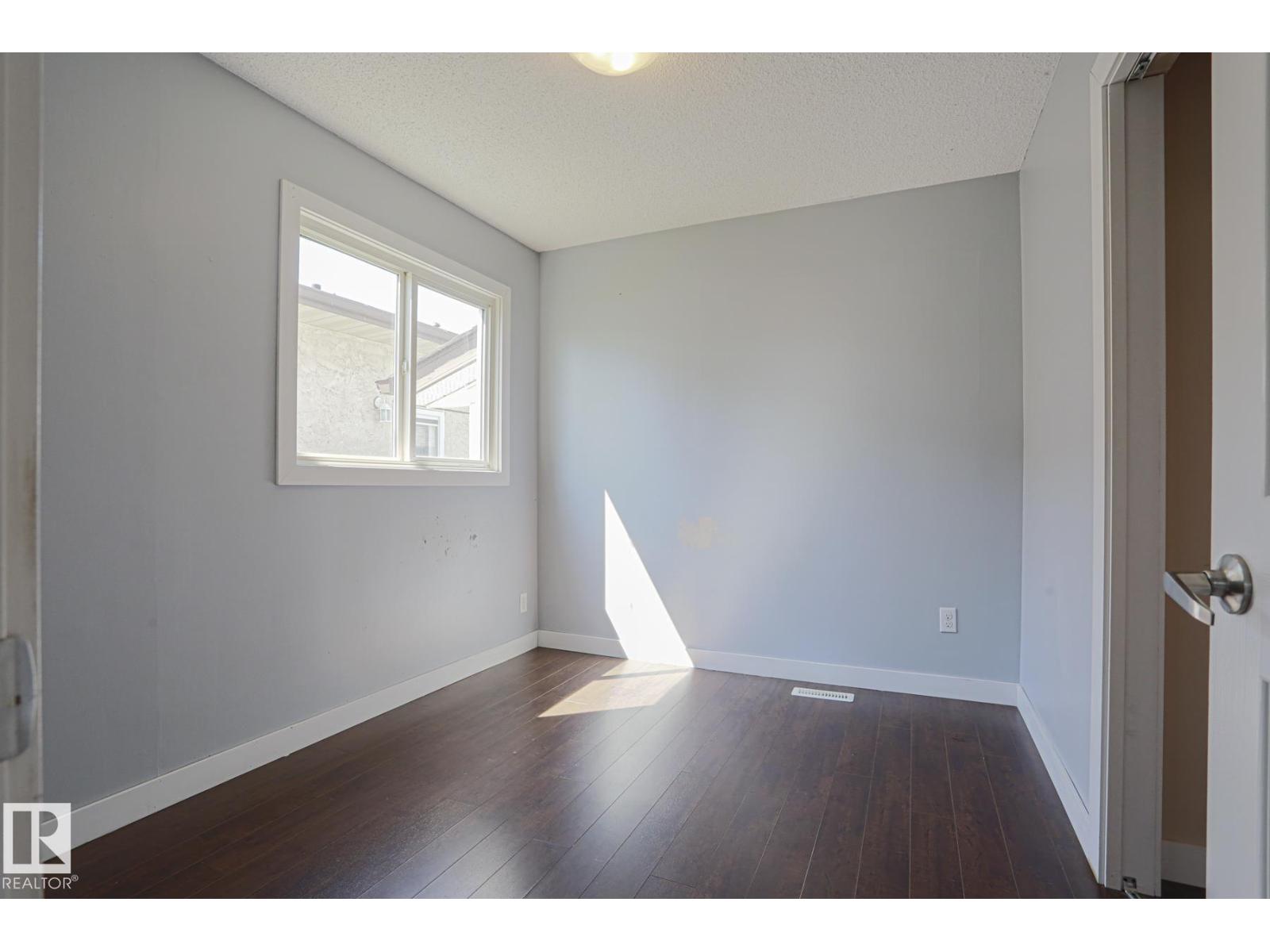1411 35 St Nw, Edmonton, Alberta  T6L 2M2 - Photo 14 - E4461324