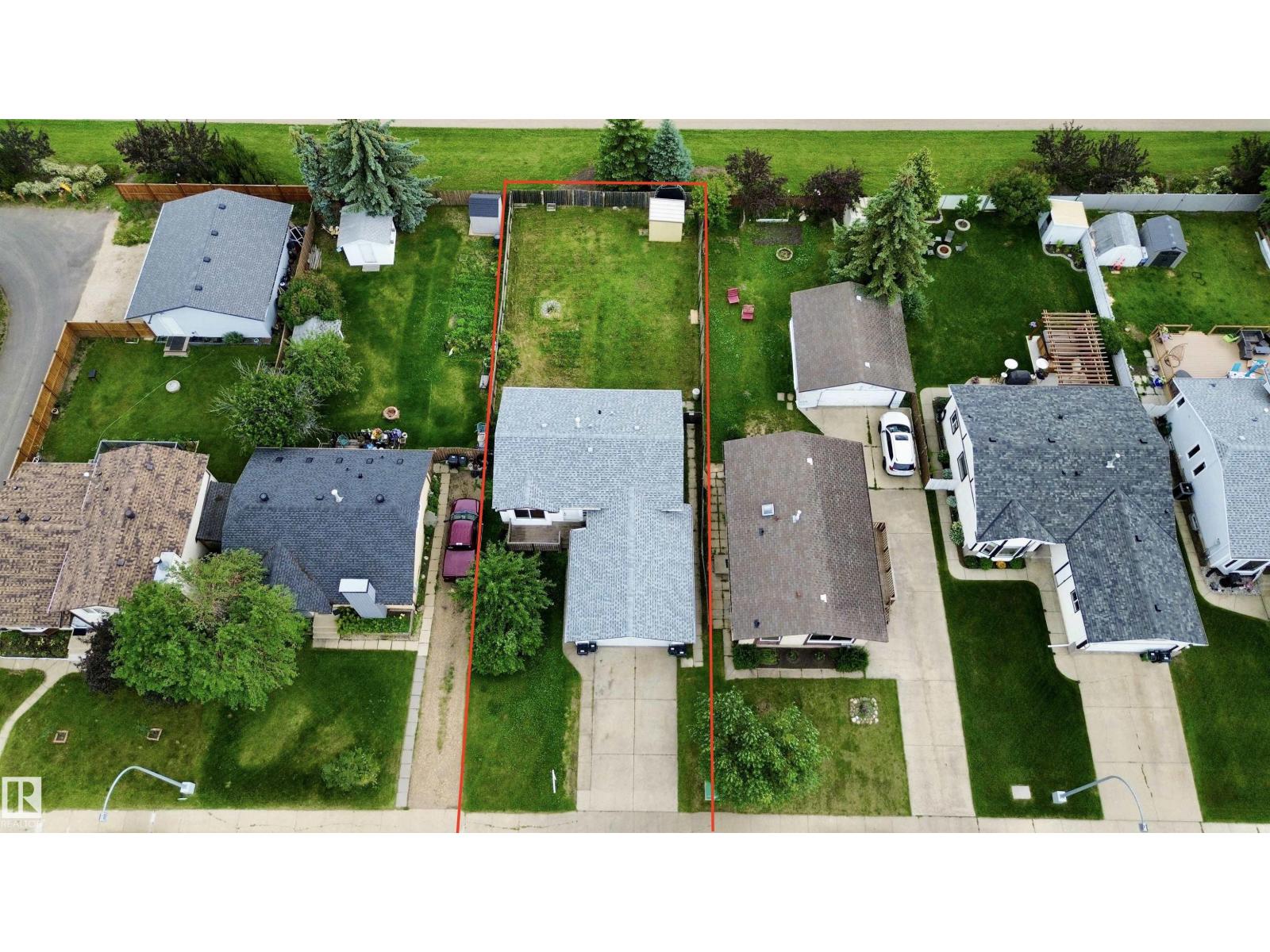 1411 35 St Nw, Edmonton, Alberta  T6L 2M2 - Photo 2 - E4461324