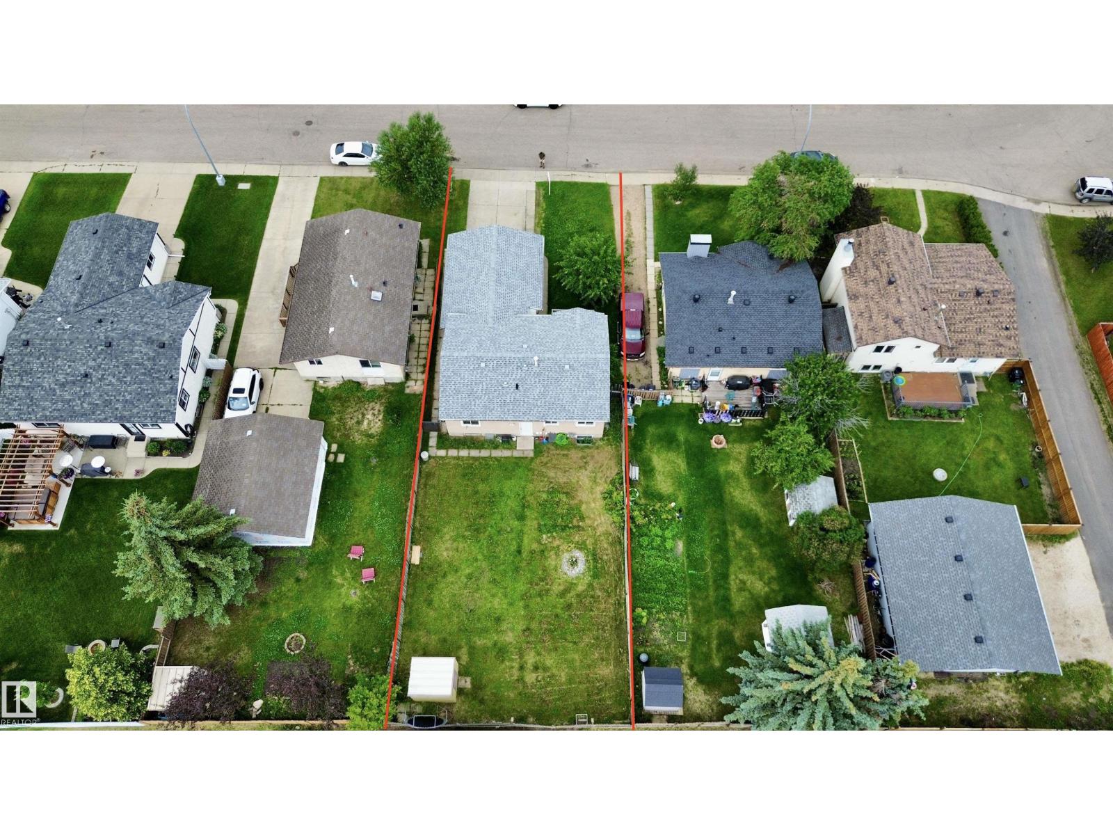 1411 35 St Nw, Edmonton, Alberta  T6L 2M2 - Photo 3 - E4461324