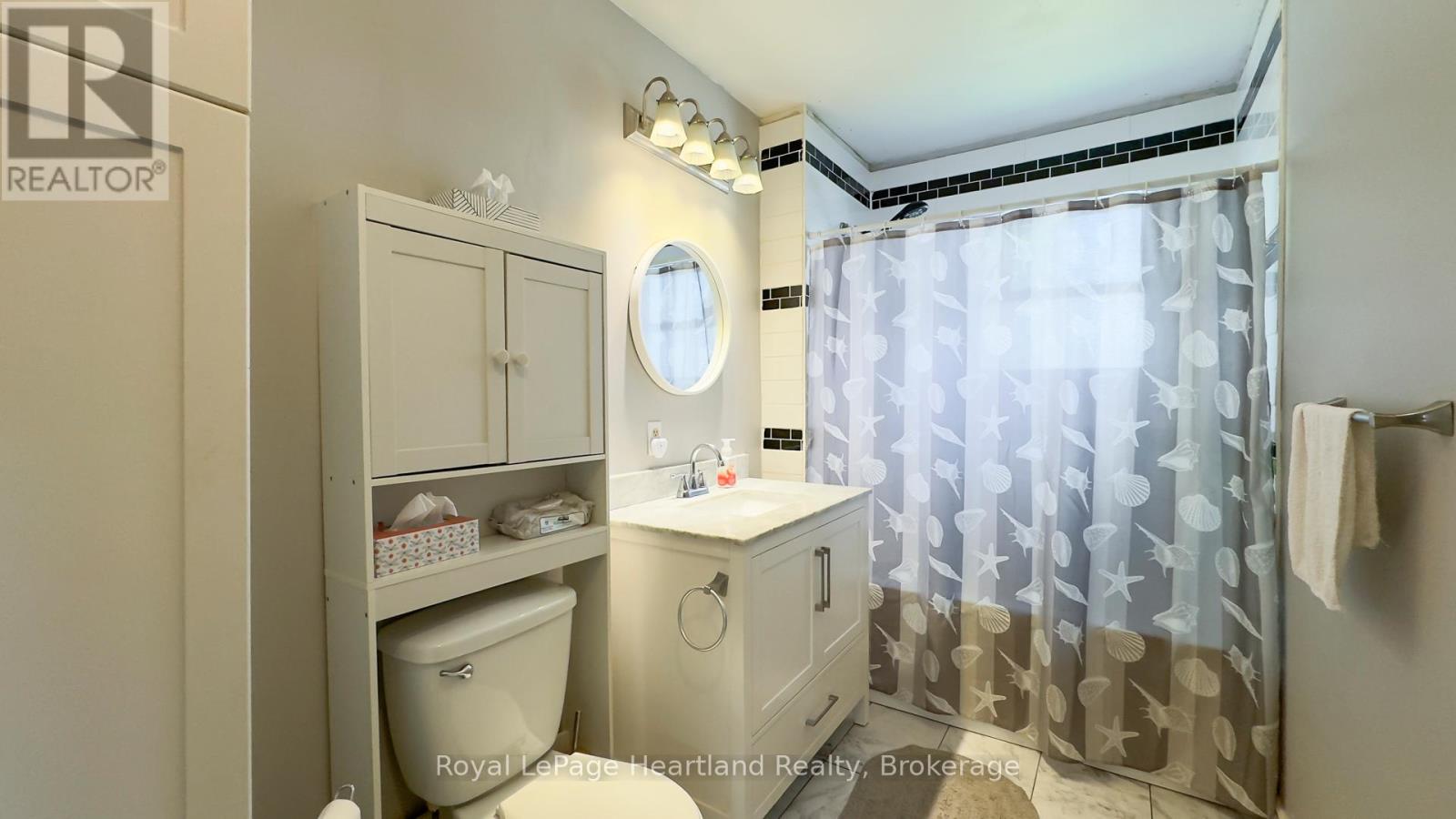 1 Alexander Street, Huron East, Ontario  N0K 1W0 - Photo 24 - X12281577