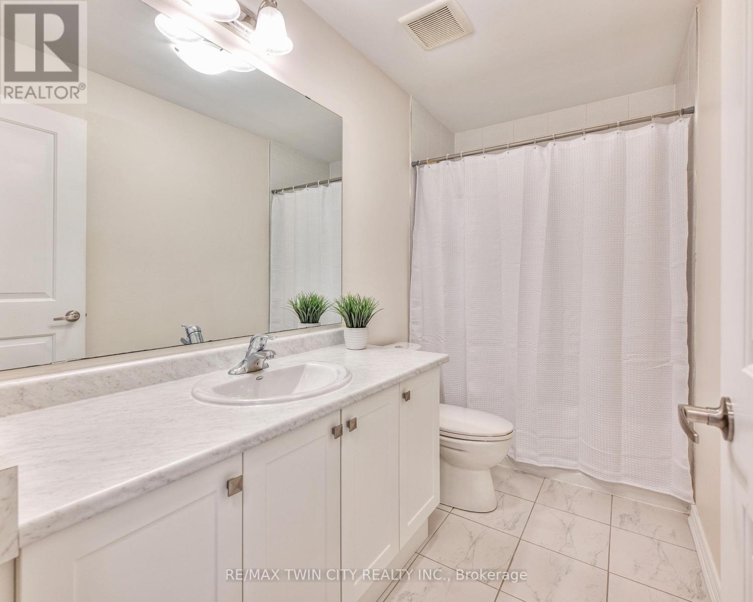 110 Haldimand Street, Kitchener, Ontario  N2R 0R2 - Photo 42 - X12451948