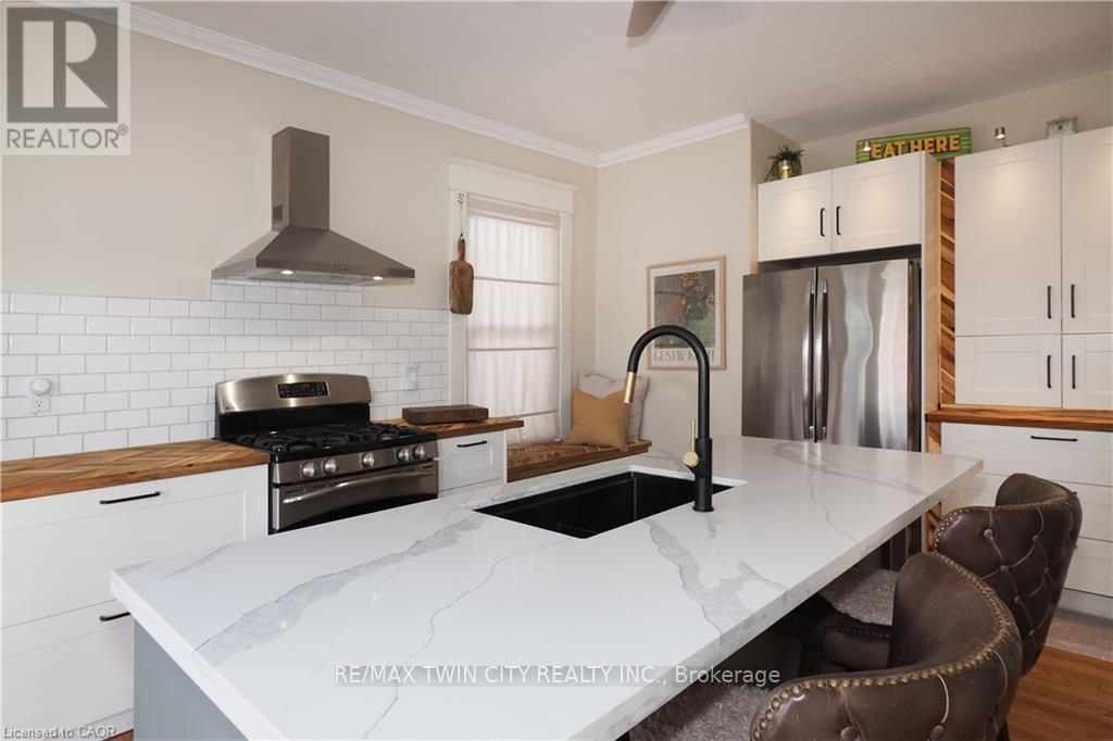 76 Wellington Street, Cambridge, Ontario  N1R 3Y7 - Photo 19 - X12451998