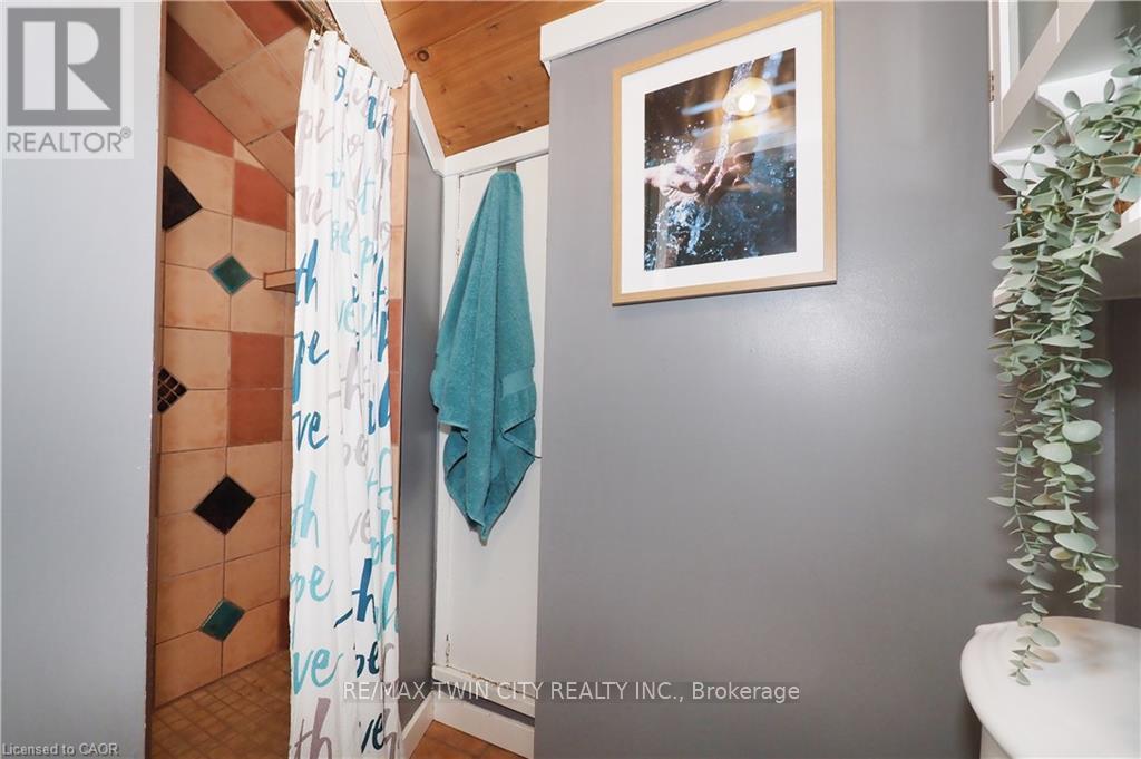 76 Wellington Street, Cambridge, Ontario  N1R 3Y7 - Photo 29 - X12451998