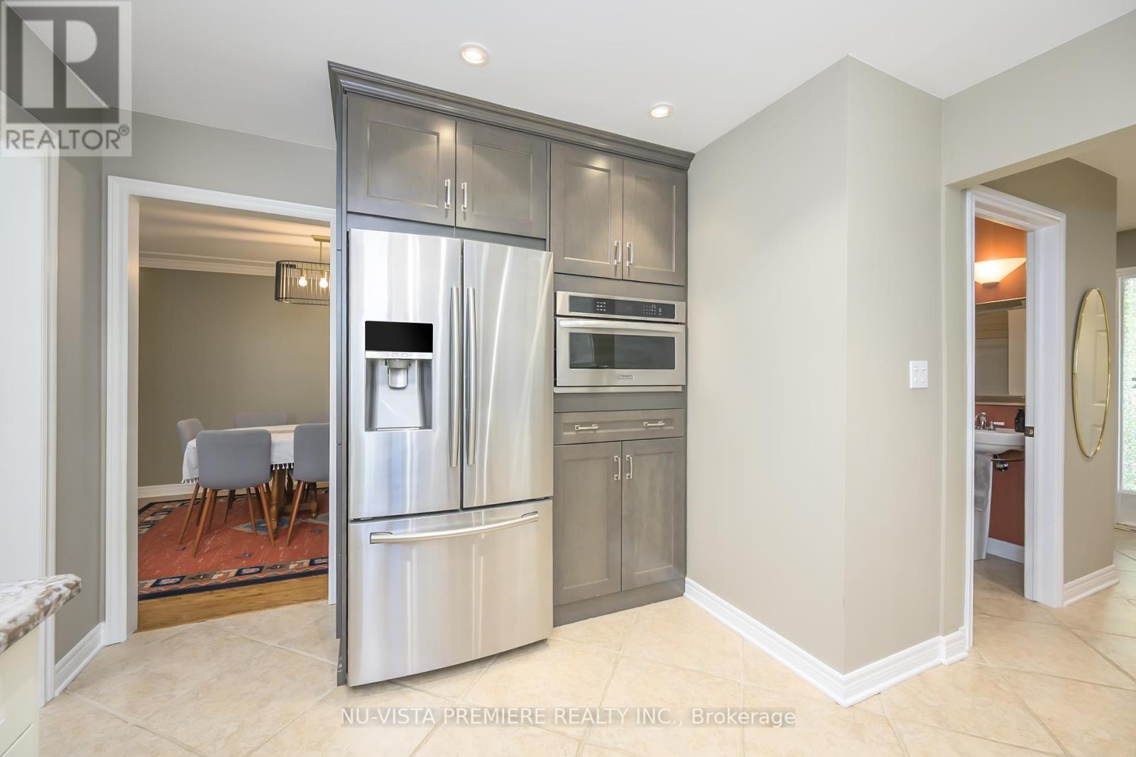 237 Castlegrove Boulevard, London North, Ontario  N6G 3Y7 - Photo 13 - X12451907
