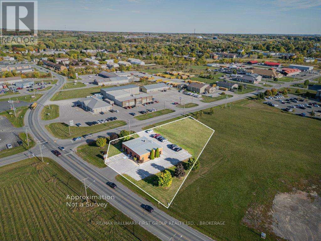 90 Industrial Boulevard, Greater Napanee, Ontario  K7R 4B7 - Photo 37 - X12441096