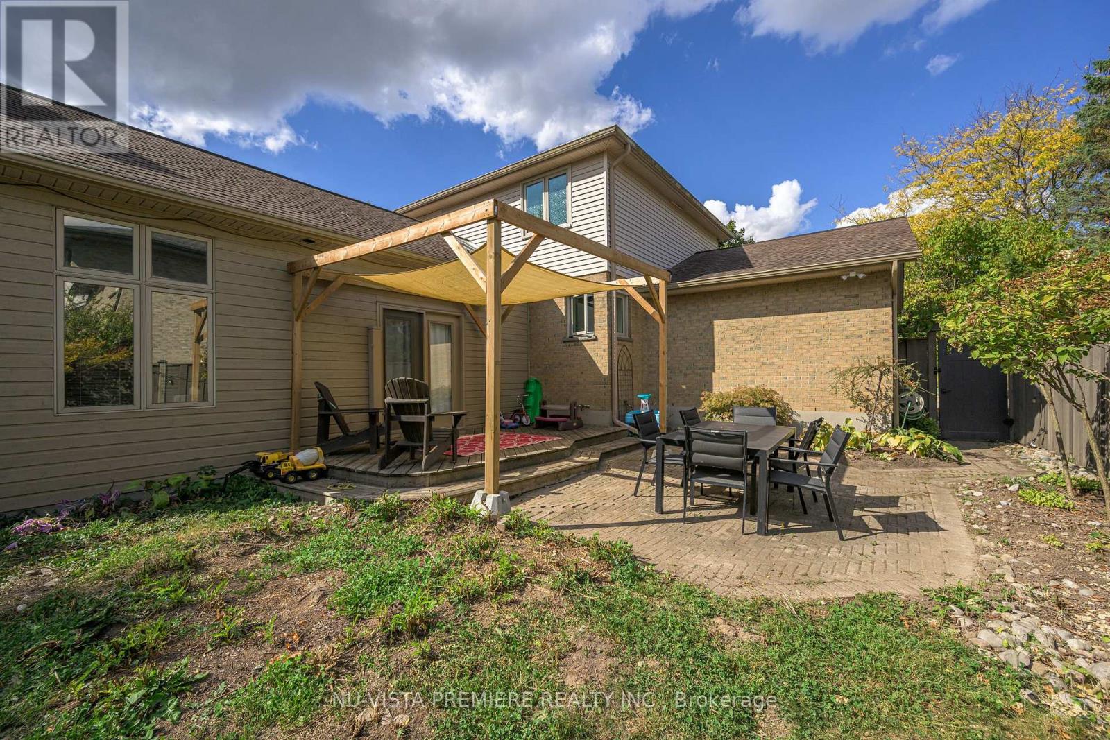 237 Castlegrove Boulevard, London North, Ontario  N6G 3Y7 - Photo 30 - X12451907
