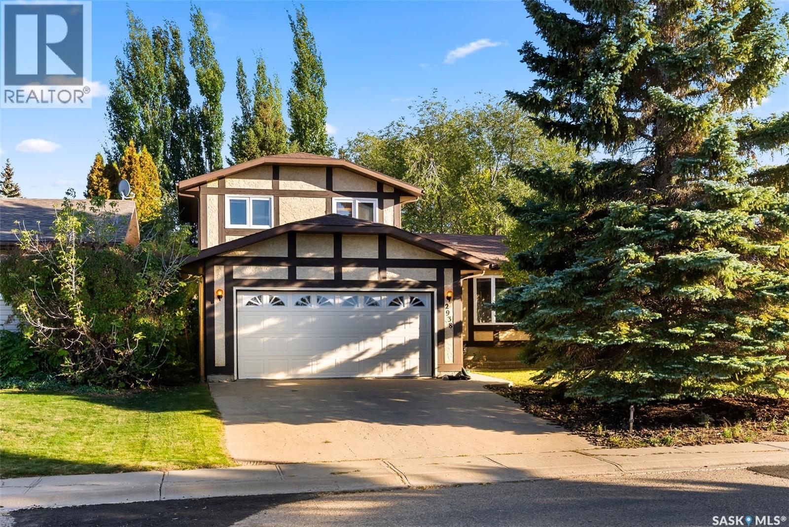 2938 Huget PLACE, Regina, Saskatchewan