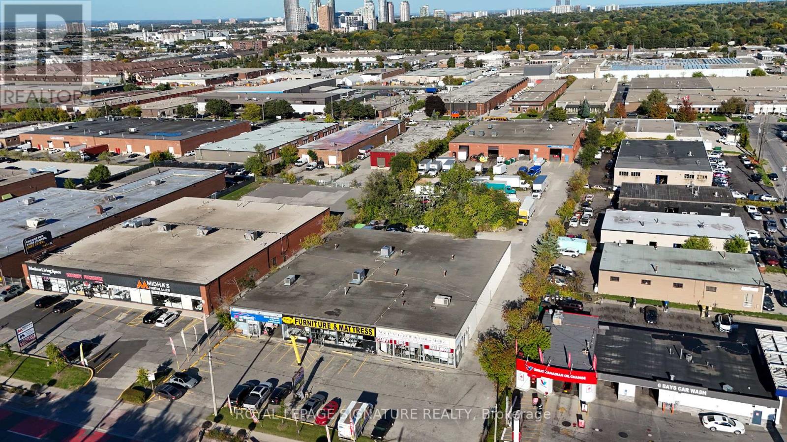 1309 KENNEDY ROAD, Toronto, Ontario
