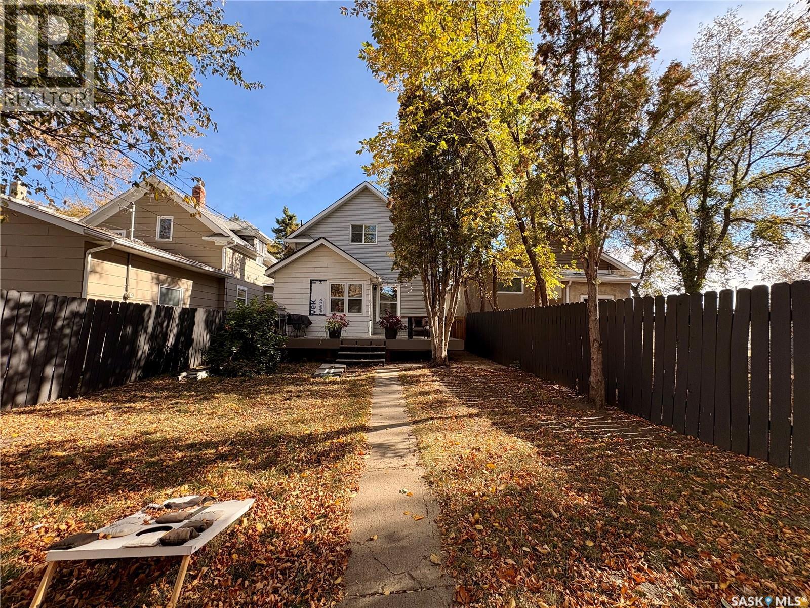 878 4th Avenue Ne, Moose Jaw, Saskatchewan  S6H 1H7 - Photo 17 - SK020233