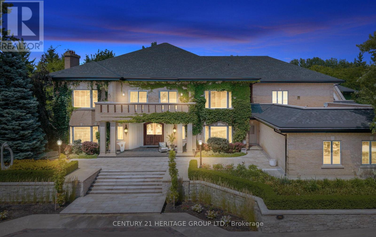 150 Collard Drive, King, Ontario  L7B 1E4 - Photo 4 - N12433098