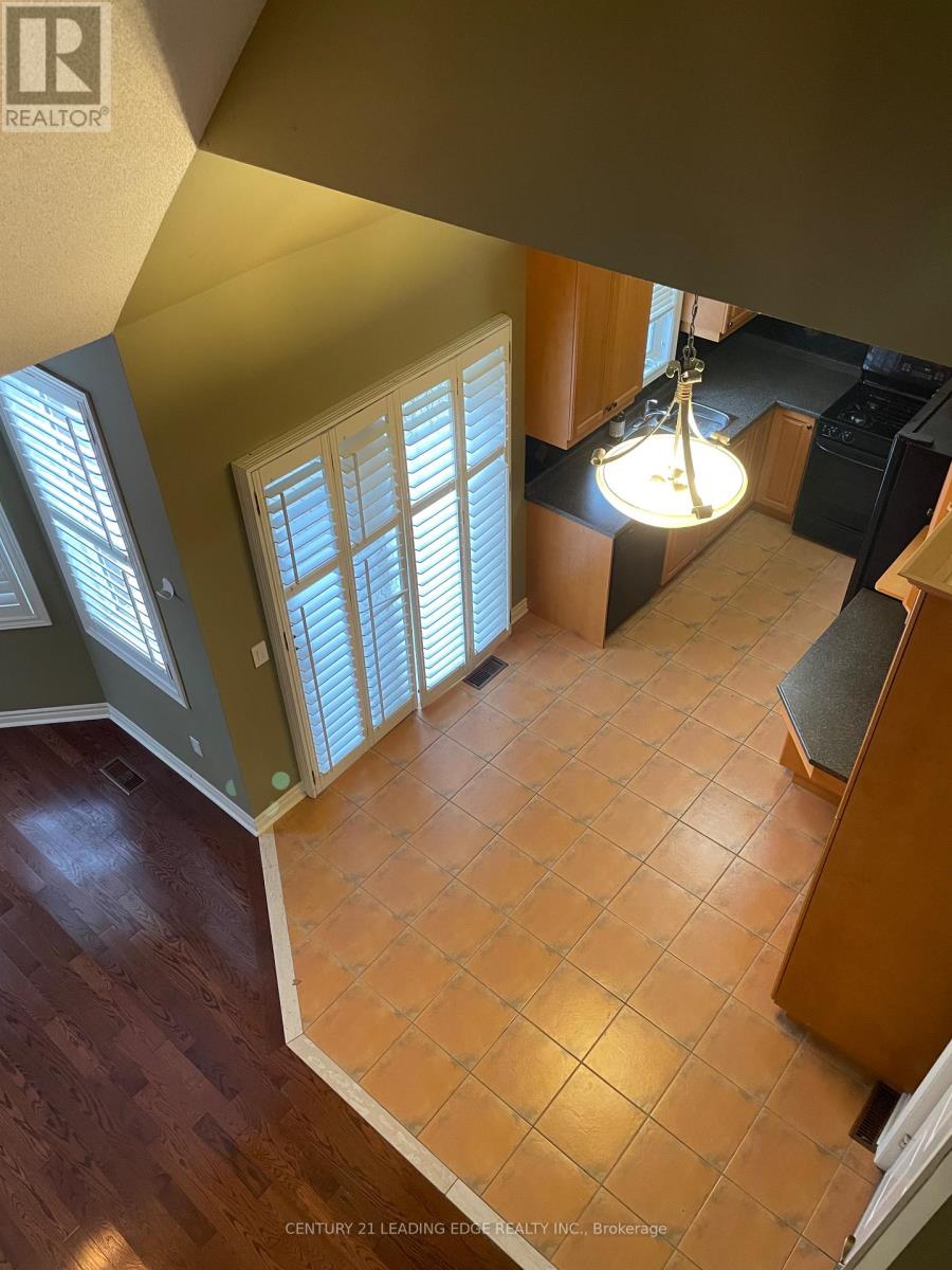 58 Manorwood Drive, Markham, Ontario  L6C 2S2 - Photo 16 - N12451678