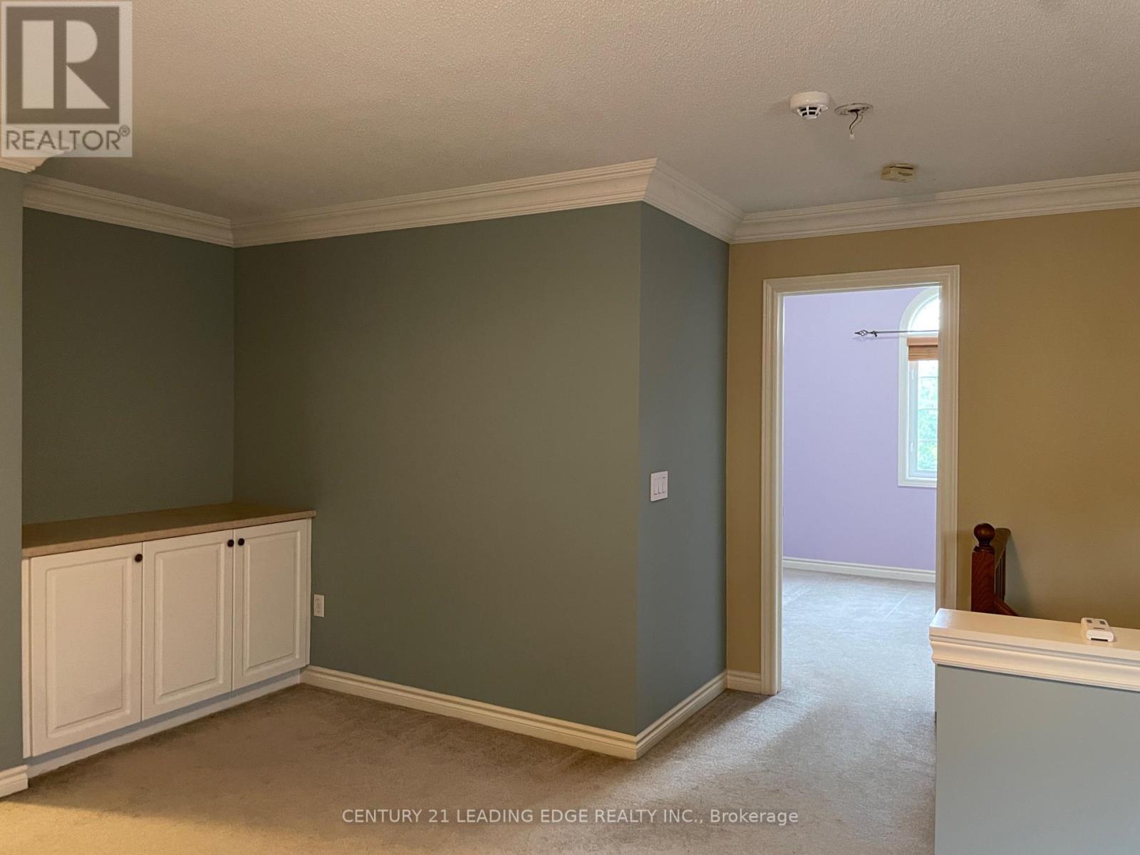 58 Manorwood Drive, Markham, Ontario  L6C 2S2 - Photo 12 - N12451678