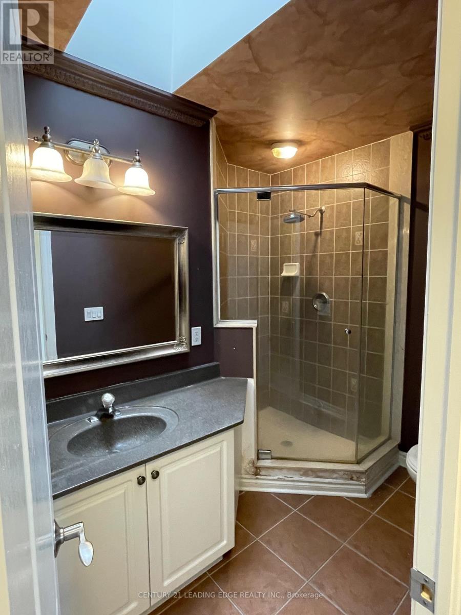 58 Manorwood Drive, Markham, Ontario  L6C 2S2 - Photo 23 - N12451678