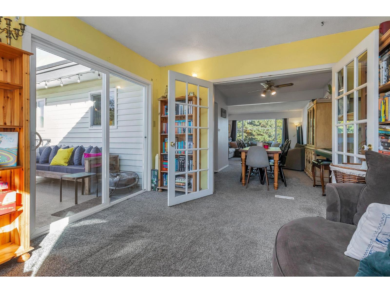 1869 Westbury Avenue, Abbotsford, British Columbia  V2S 1B9 - Photo 12 - R3056563