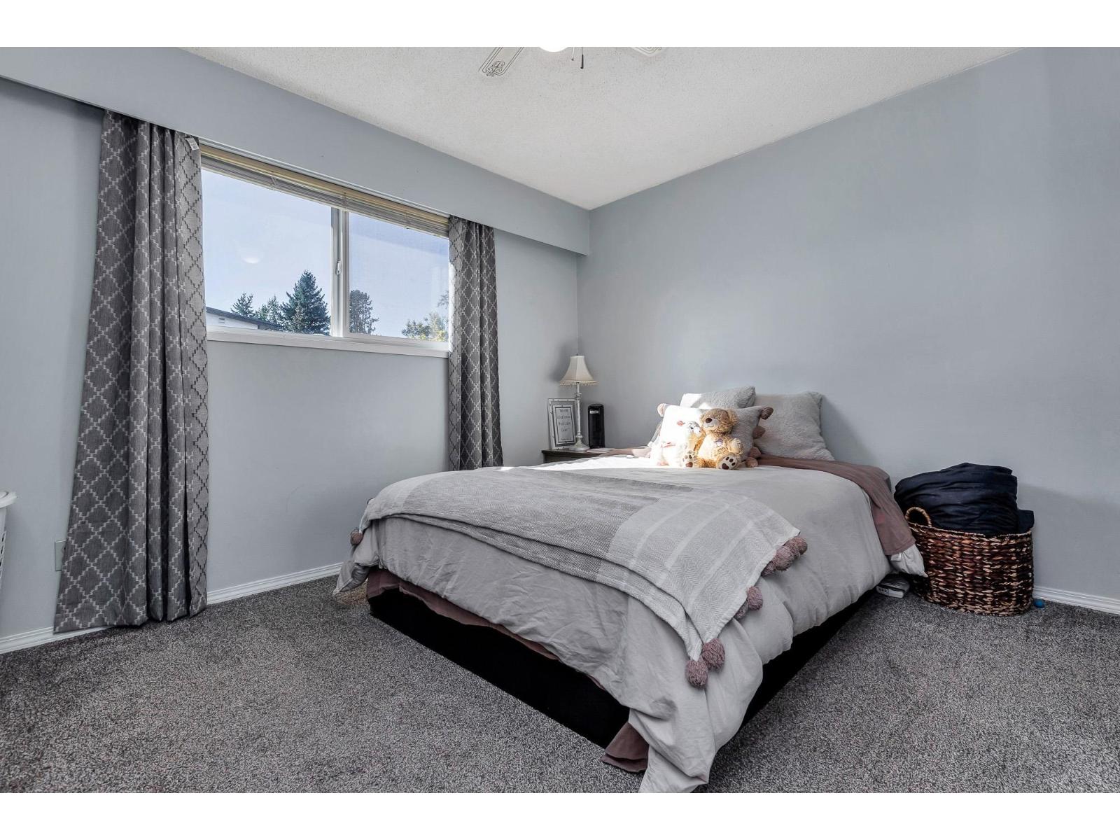 1869 Westbury Avenue, Abbotsford, British Columbia  V2S 1B9 - Photo 13 - R3056563