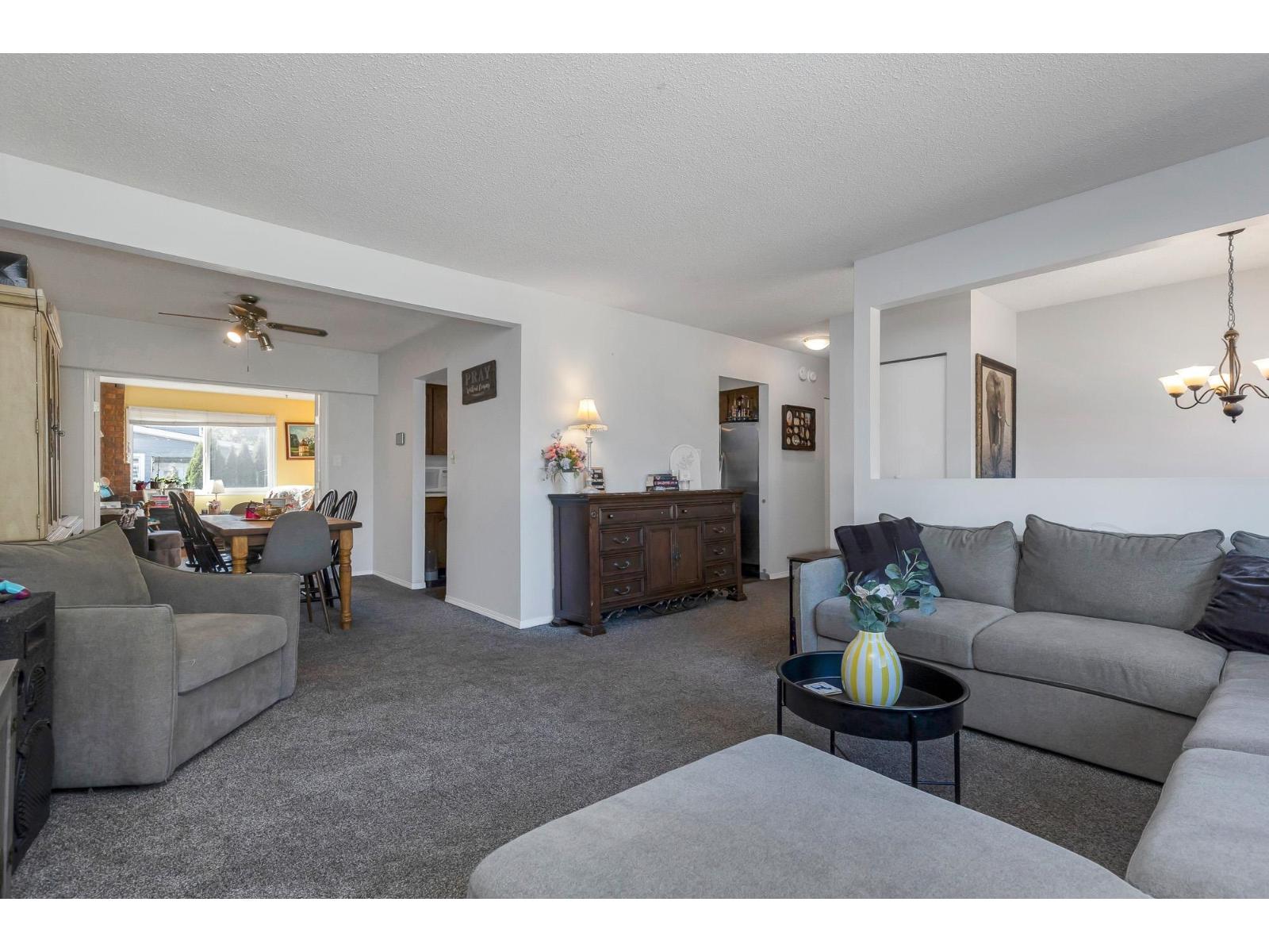 1869 Westbury Avenue, Abbotsford, British Columbia  V2S 1B9 - Photo 9 - R3056563