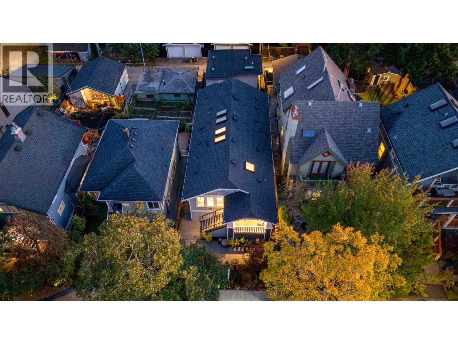 2058 E 5th Avenue, Vancouver, British Columbia  V5N 1M4 - Photo 25 - R3056378