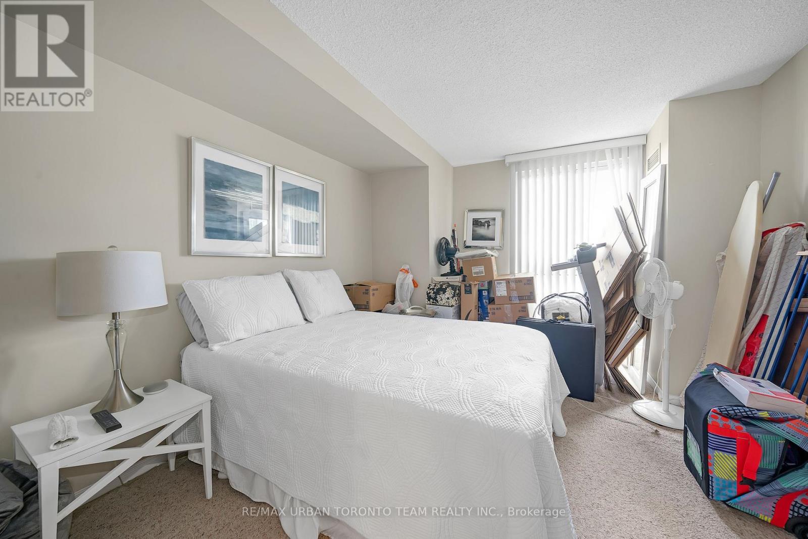 1601 - 3 Concorde Place, Toronto, Ontario  M3C 3K6 - Photo 18 - C12452039