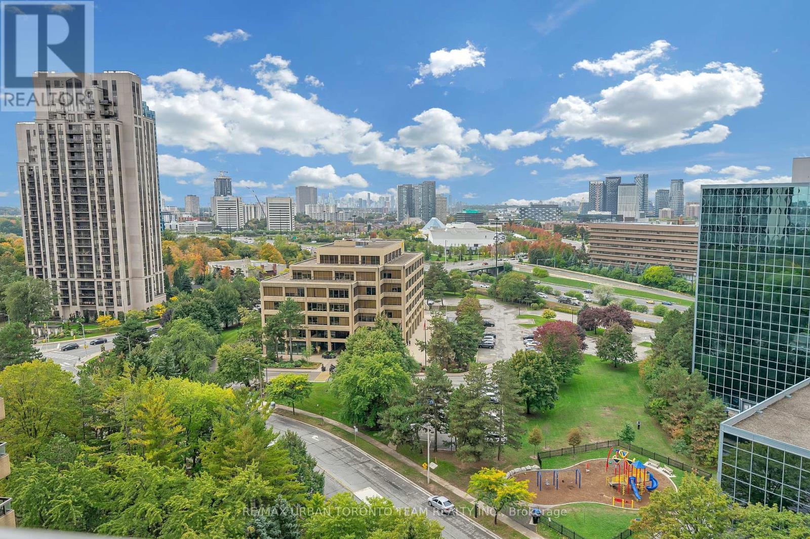 1601 - 3 Concorde Place, Toronto, Ontario  M3C 3K6 - Photo 27 - C12452039