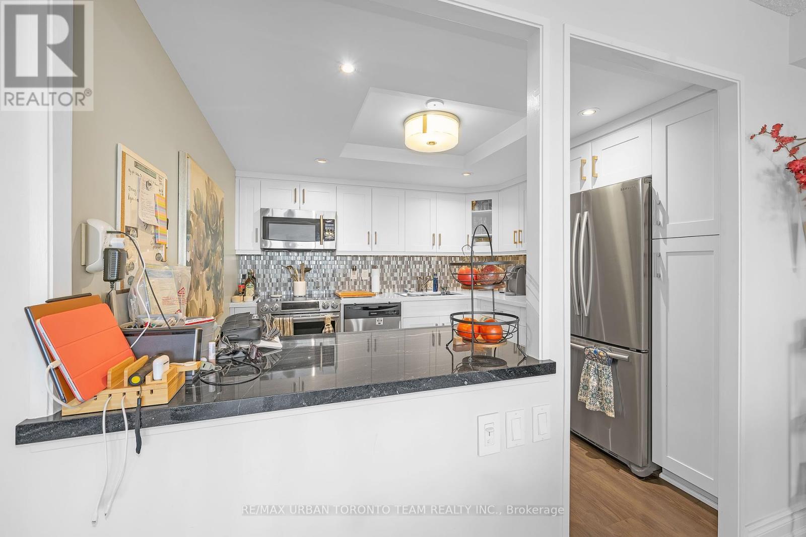 1601 - 3 Concorde Place, Toronto, Ontario  M3C 3K6 - Photo 6 - C12452039