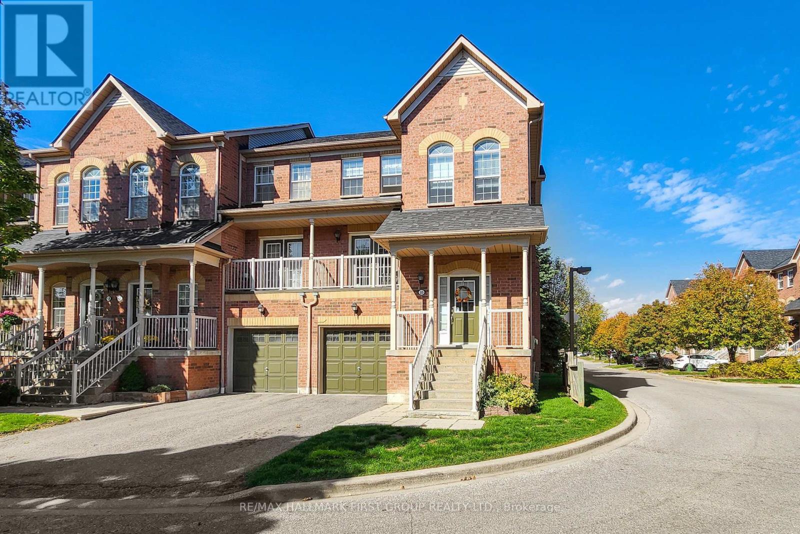 10 - 575 Steeple Hill, Pickering, Ontario  L1V 7E4 - Photo 2 - E12452094
