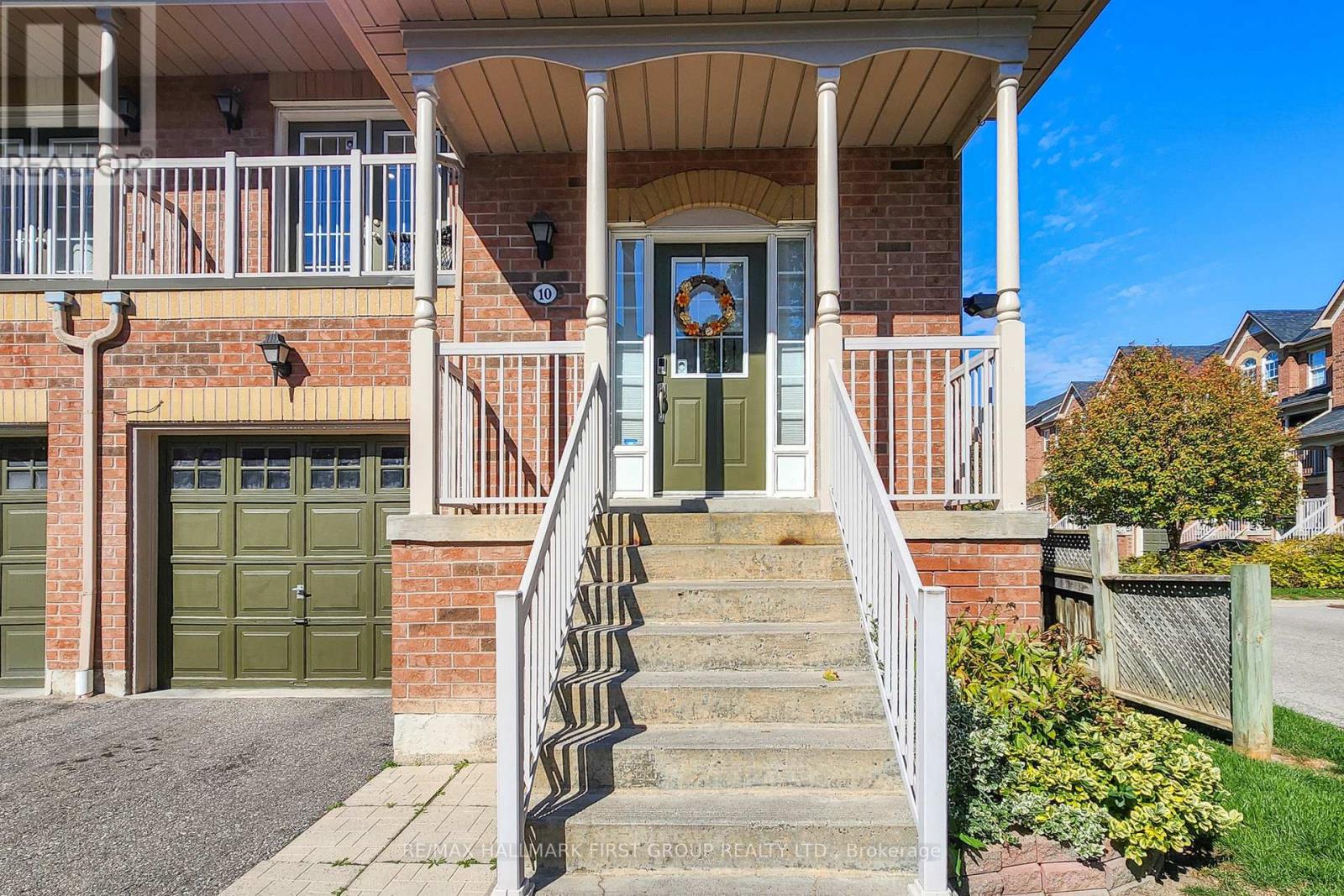 10 - 575 Steeple Hill, Pickering, Ontario  L1V 7E4 - Photo 3 - E12452094