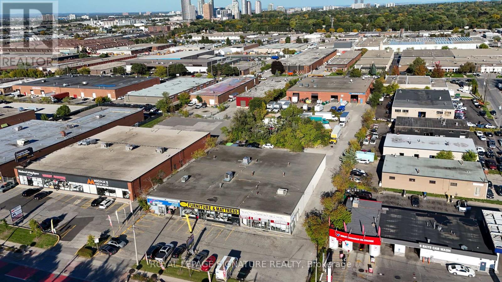 1309 KENNEDY ROAD, Toronto, Ontario