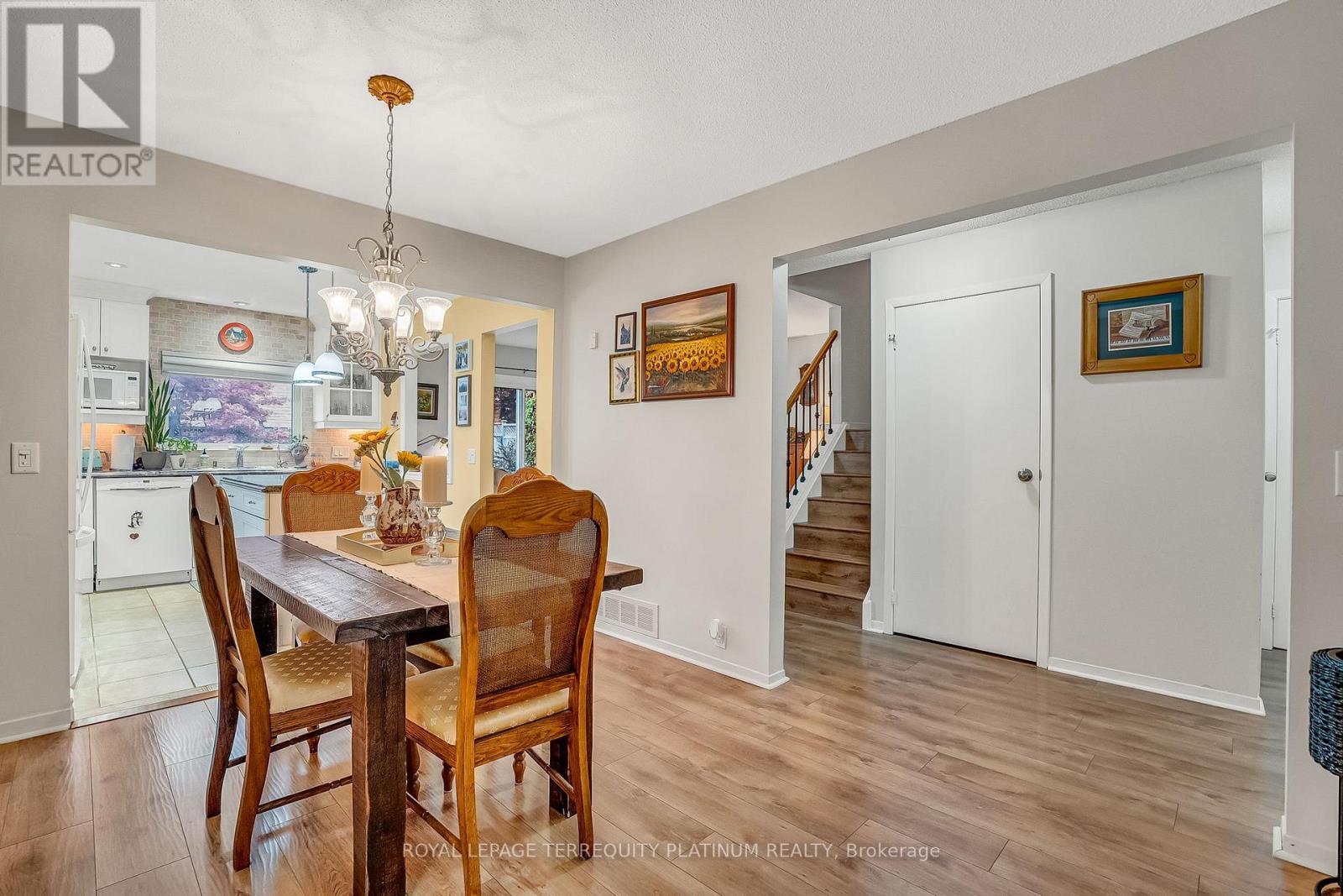30 Vanessa Road, Markham, Ontario  L3R 4W3 - Photo 12 - N12452051