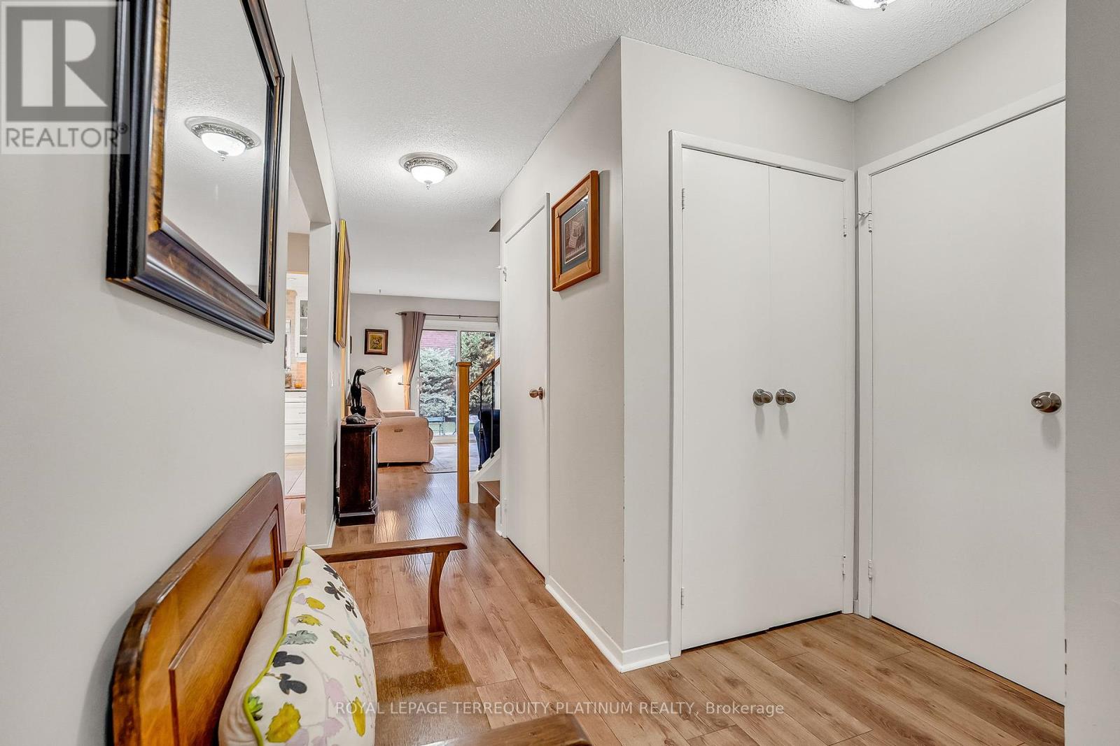 30 Vanessa Road, Markham, Ontario  L3R 4W3 - Photo 5 - N12452051