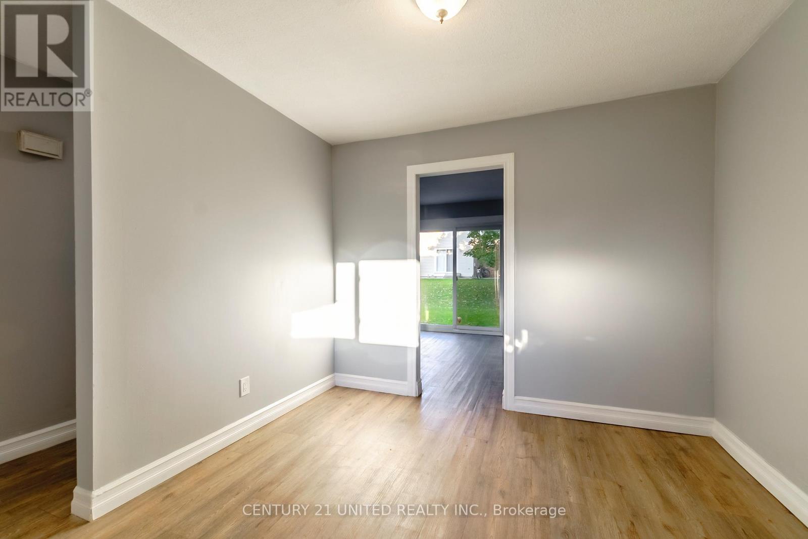 61 - 996 Sydenham Road, Peterborough, Ontario  K9J 7V7 - Photo 5 - X12452217