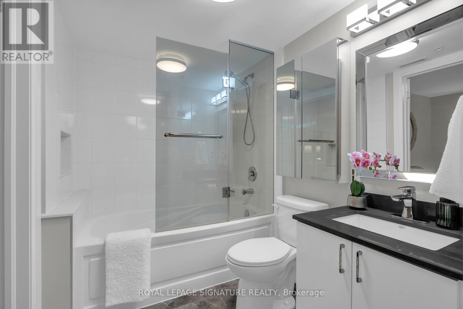 204 - 481 Rupert Avenue, Whitchurch-Stouffville, Ontario  L4A 1Y7 - Photo 17 - N12452068