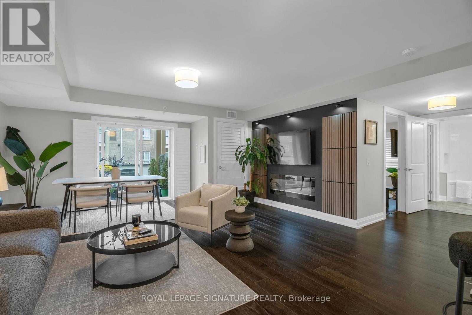 204 - 481 Rupert Avenue, Whitchurch-Stouffville, Ontario  L4A 1Y7 - Photo 4 - N12452068