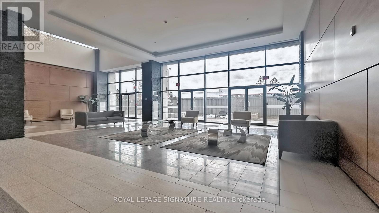 105 - 12 Woodstream Boulevard, Vaughan, Ontario  L4L 8C3 - Photo 3 - N12452090