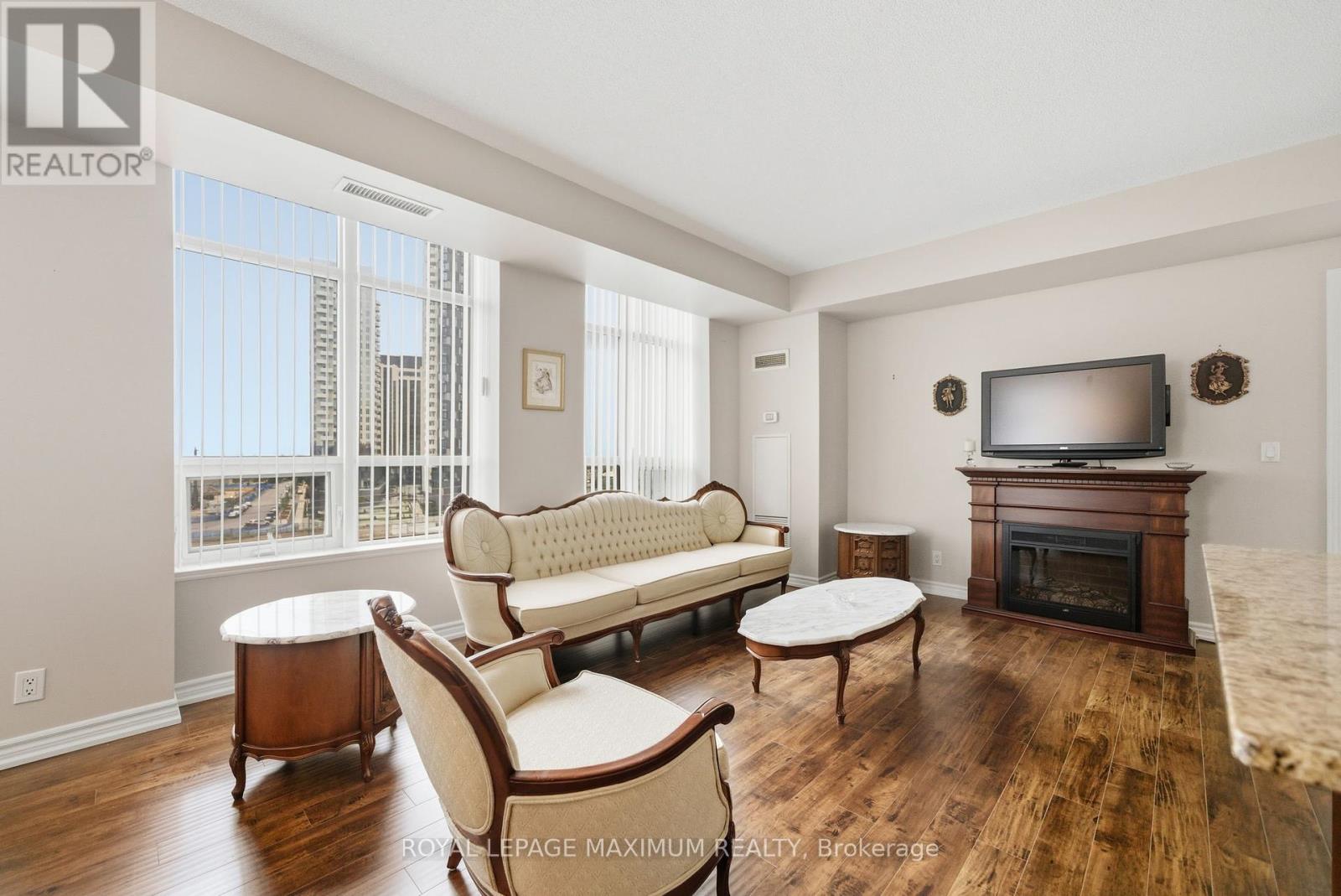 714 - 9225 Jane Street, Vaughan, Ontario  L6A 0J7 - Photo 11 - N12452095