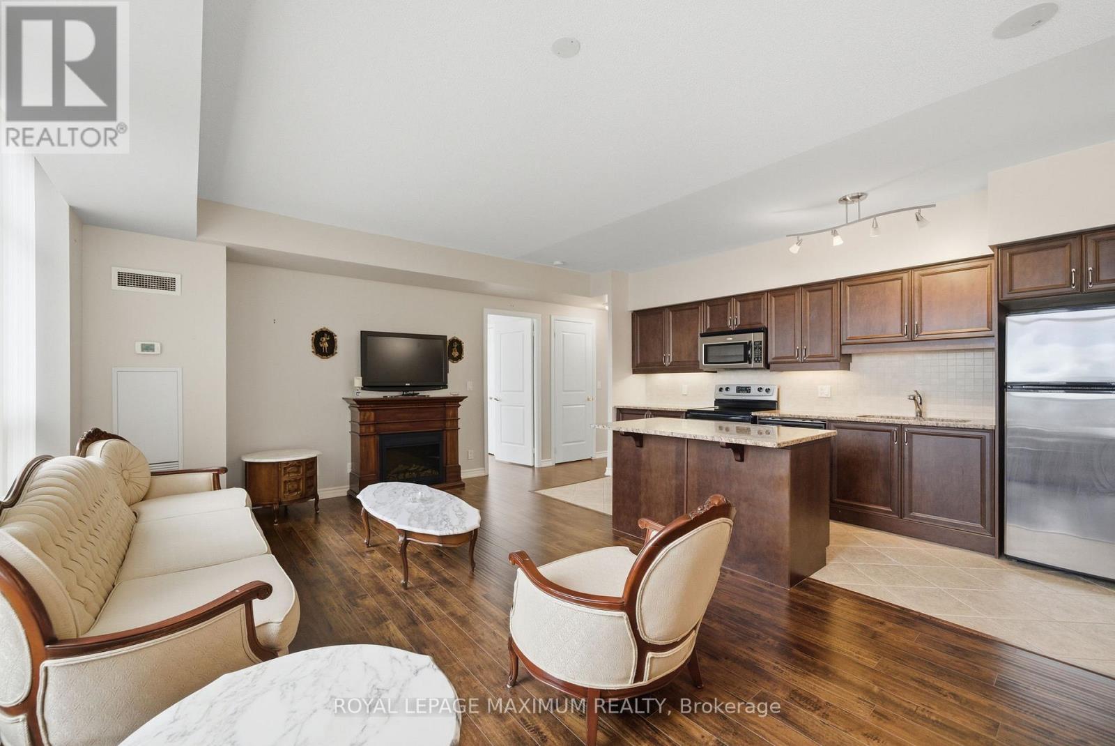 714 - 9225 Jane Street, Vaughan, Ontario  L6A 0J7 - Photo 12 - N12452095