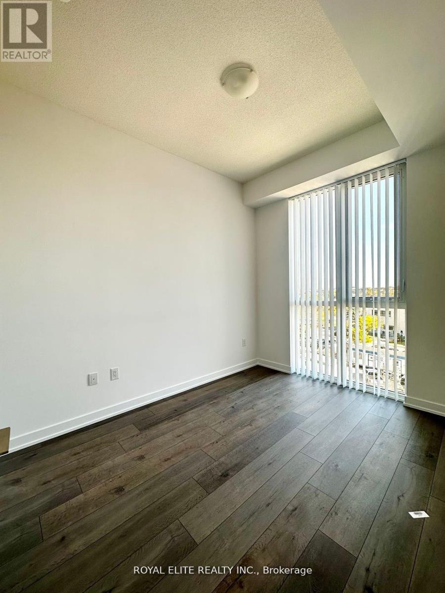 512 - 60 Honeycrisp Crescent, Vaughan, Ontario  L4K 0N5 - Photo 8 - N12452107