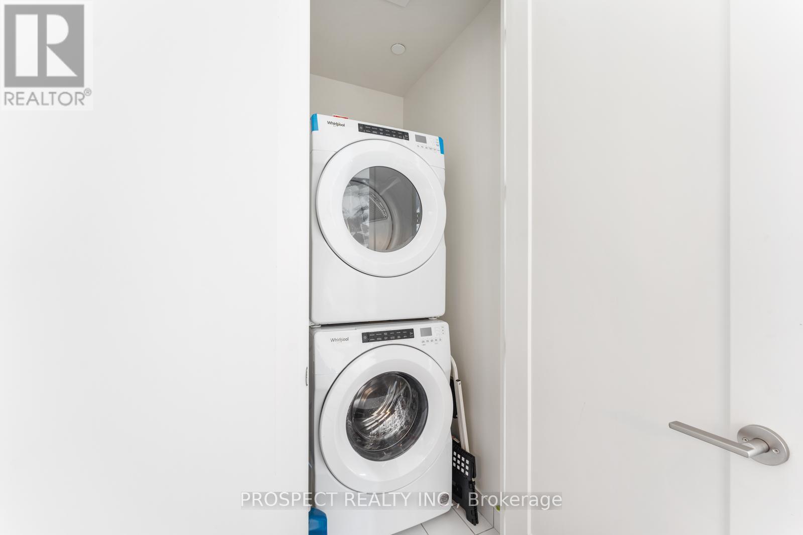708 - 9000 Jane Street, Vaughan, Ontario  L4K 0M6 - Photo 24 - N12452115