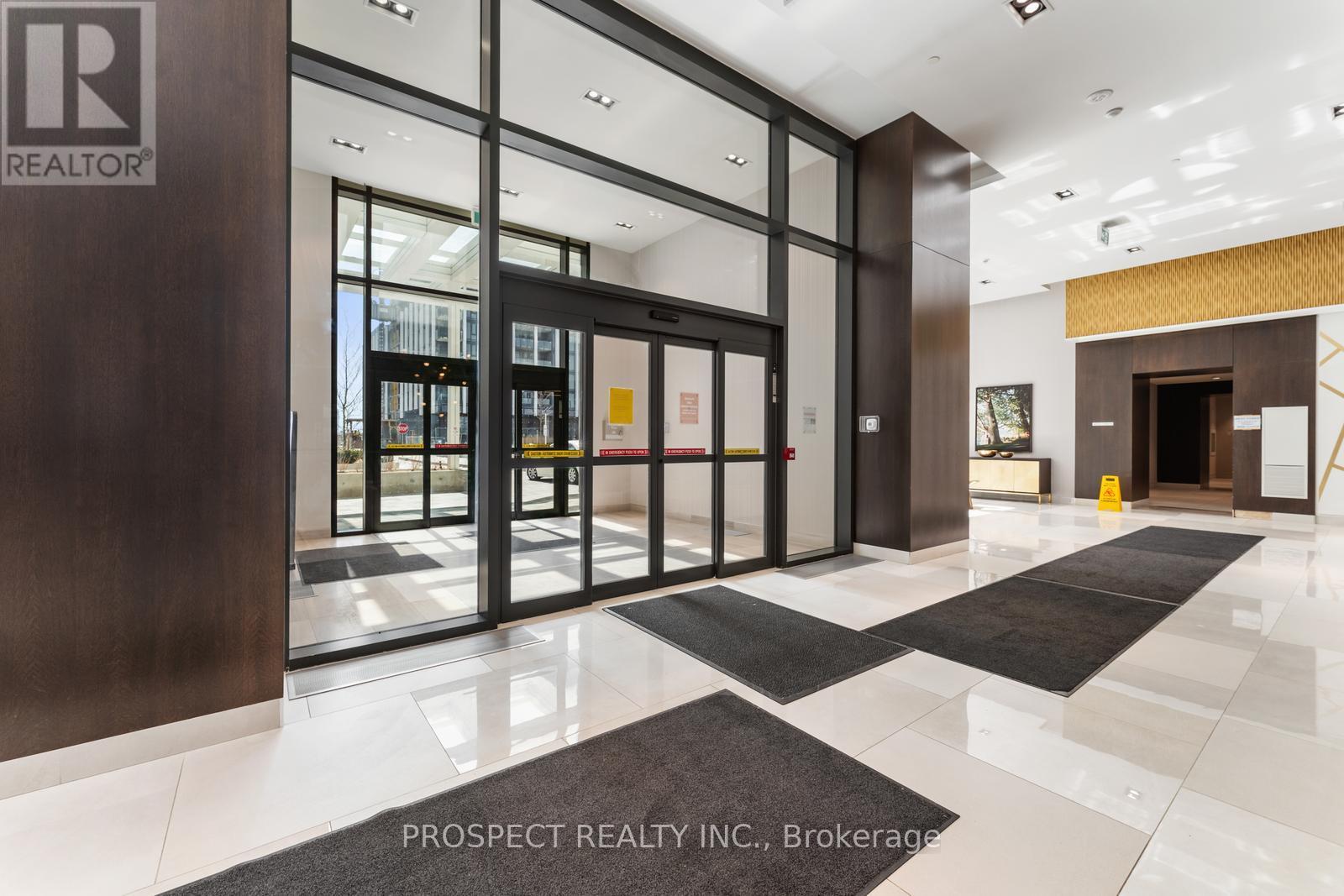 708 - 9000 Jane Street, Vaughan, Ontario  L4K 0M6 - Photo 4 - N12452115
