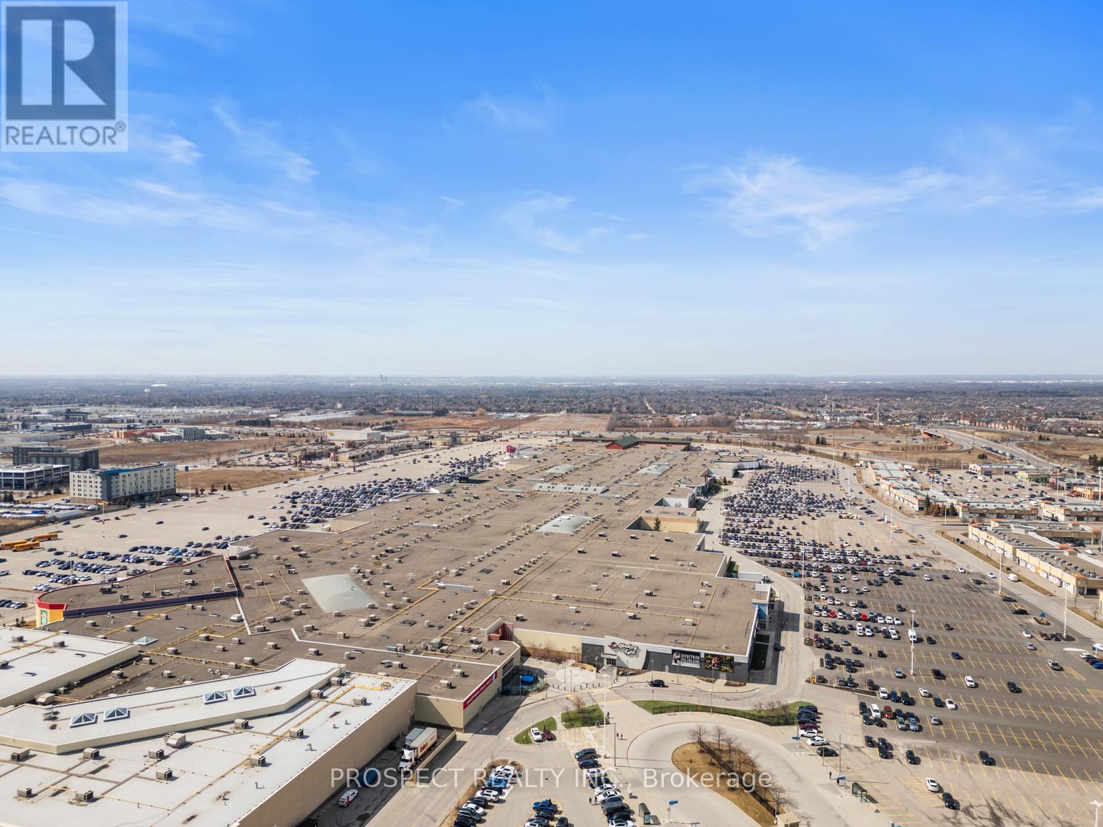 708 - 9000 Jane Street, Vaughan, Ontario  L4K 0M6 - Photo 49 - N12452115