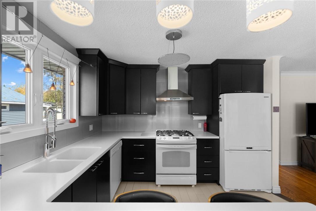 324 Albert, Azilda, Ontario  P0M 1B0 - Photo 12 - 2125085