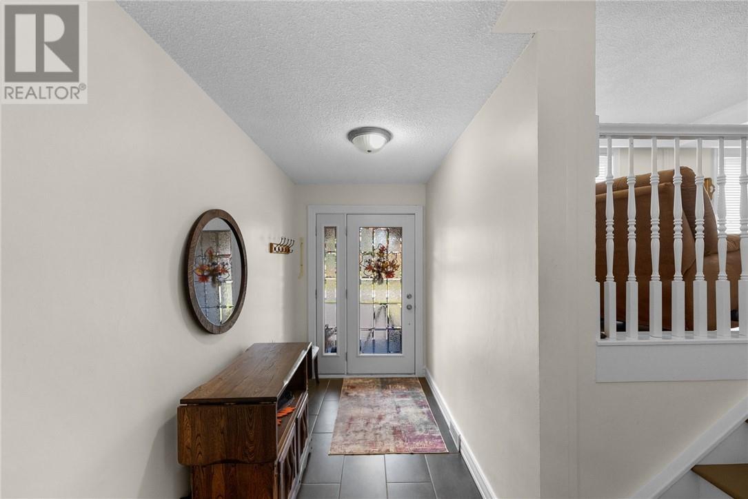 324 Albert, Azilda, Ontario  P0M 1B0 - Photo 8 - 2125085