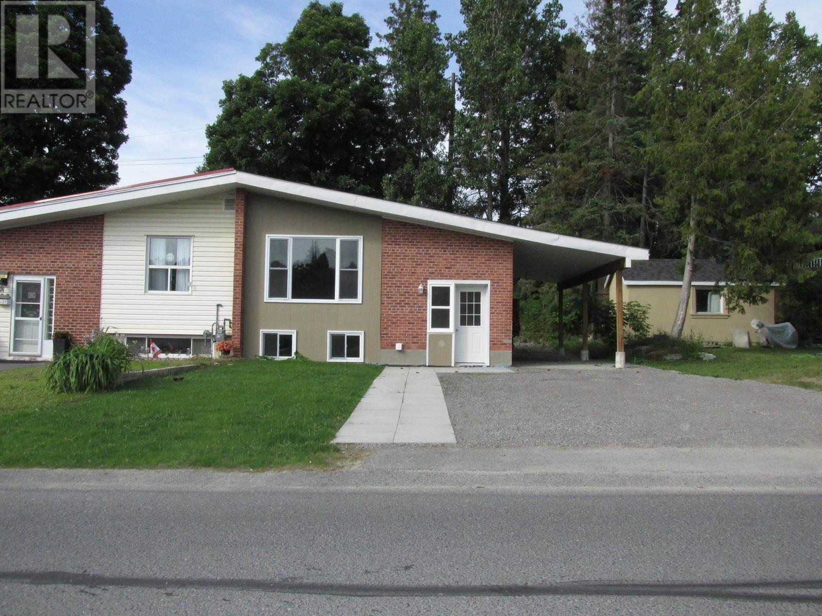36a Valley Cres, Elliot Lake, Ontario  P5A 2G7 - Photo 1 - SM252904