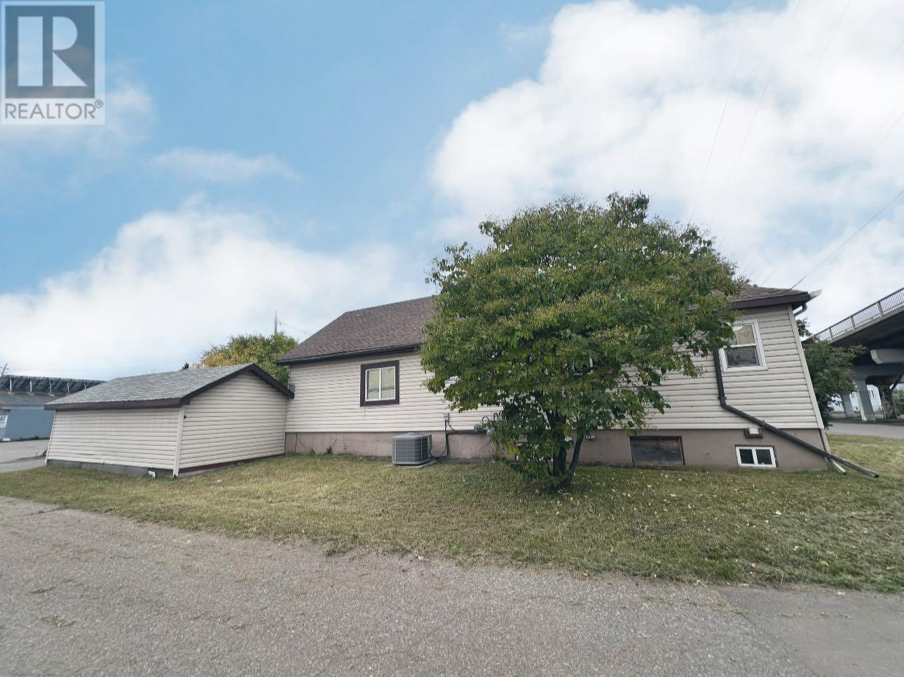 326 Pacific Ave, Thunder Bay, Ontario  P7C 2S1 - Photo 30 - TB253025