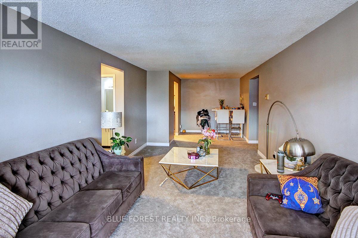 37 - 1096 Jalna Boulevard, London South, Ontario  N6E 3B8 - Photo 10 - X12452184
