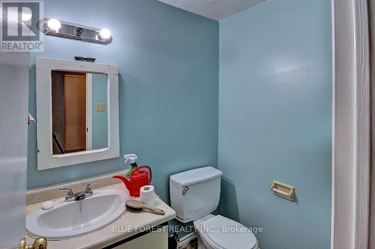 37 - 1096 Jalna Boulevard, London South, Ontario  N6E 3B8 - Photo 11 - X12452184